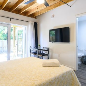 1425 NE 24 St, Wilton Manors Fl